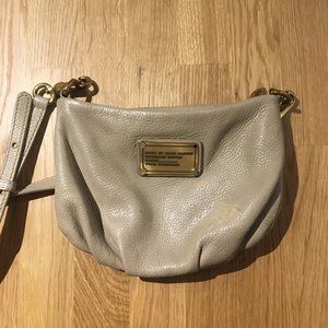 Marc Jacobs Beige Leather Percy Crossbody Purse